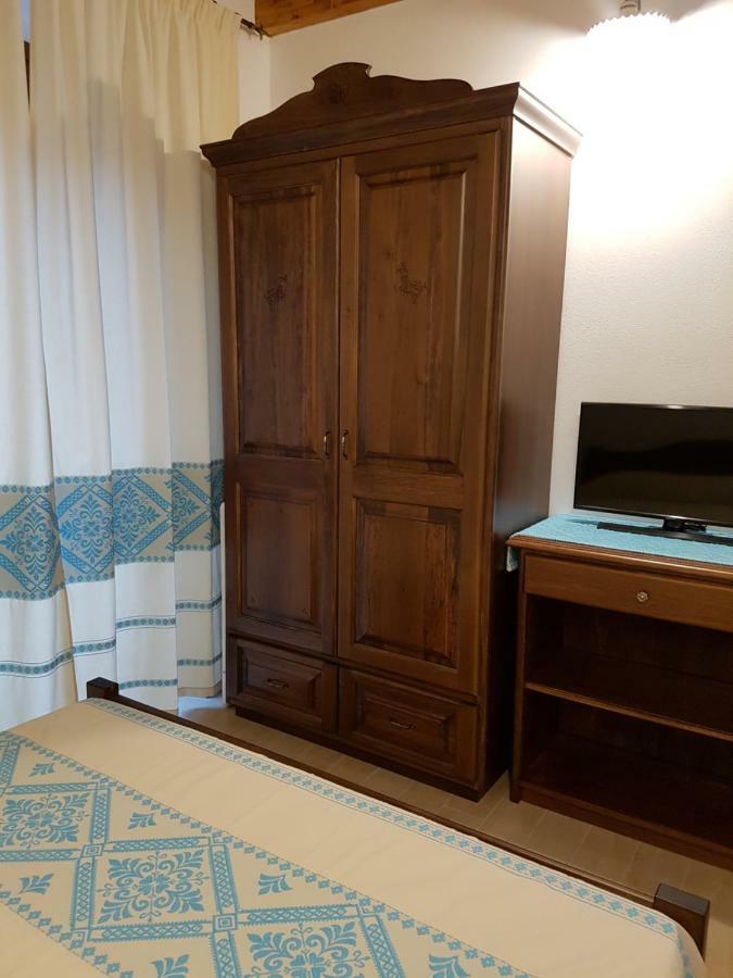 Casa Vacanze La Pavoncella Iglesias Extérieur photo