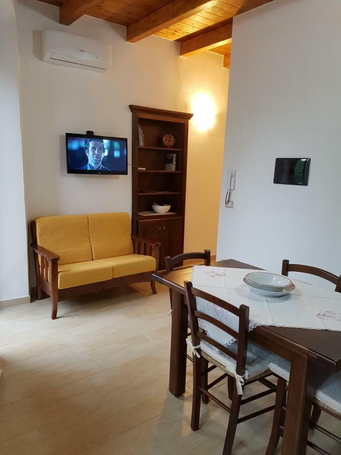 Casa Vacanze La Pavoncella Iglesias Extérieur photo