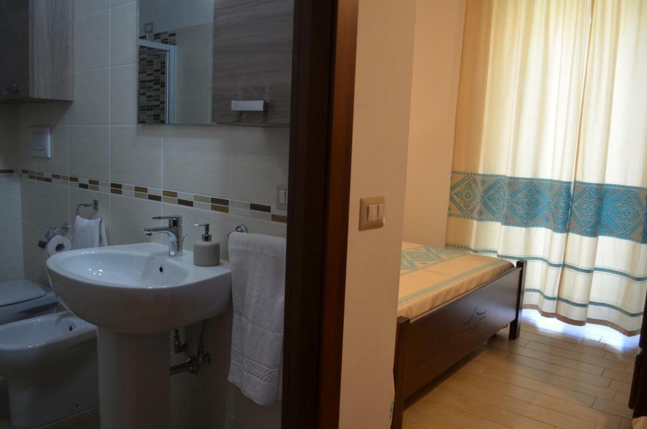 Casa Vacanze La Pavoncella Iglesias Extérieur photo