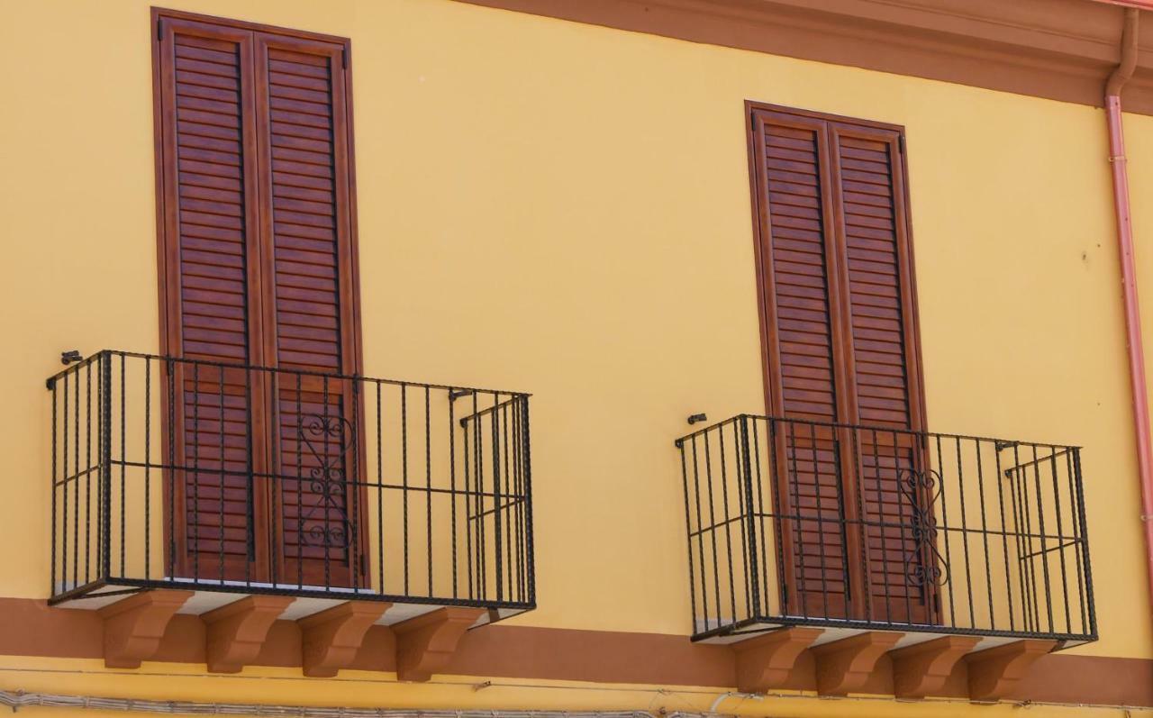 Casa Vacanze La Pavoncella Iglesias Extérieur photo